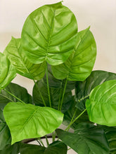 Charger l'image dans la galerie, Realistic artificial tropical plant in black pot, featuring large green leaves, ideal for modern home and office decoration.