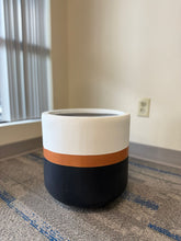 Charger l'image dans la galerie, Elegant Tricolor Plant Pots