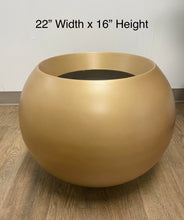 Charger l'image dans la galerie, Fiberglass Golden Pot - (22" W x 16" H)