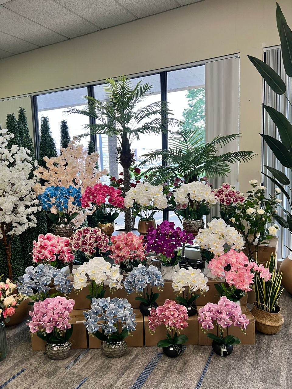 Faux Orchids, Real Style: Decorating Year-Round