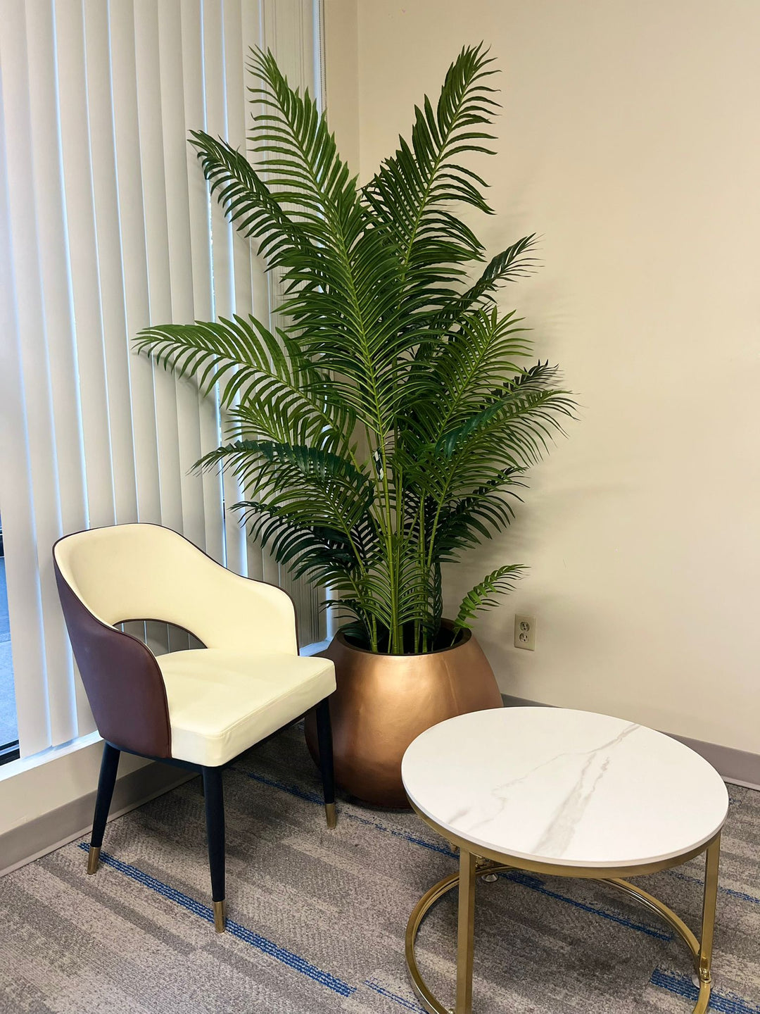 Modern Two-Tone Brown & White Dining Chair – Where Comfort Meets Contemporary Style