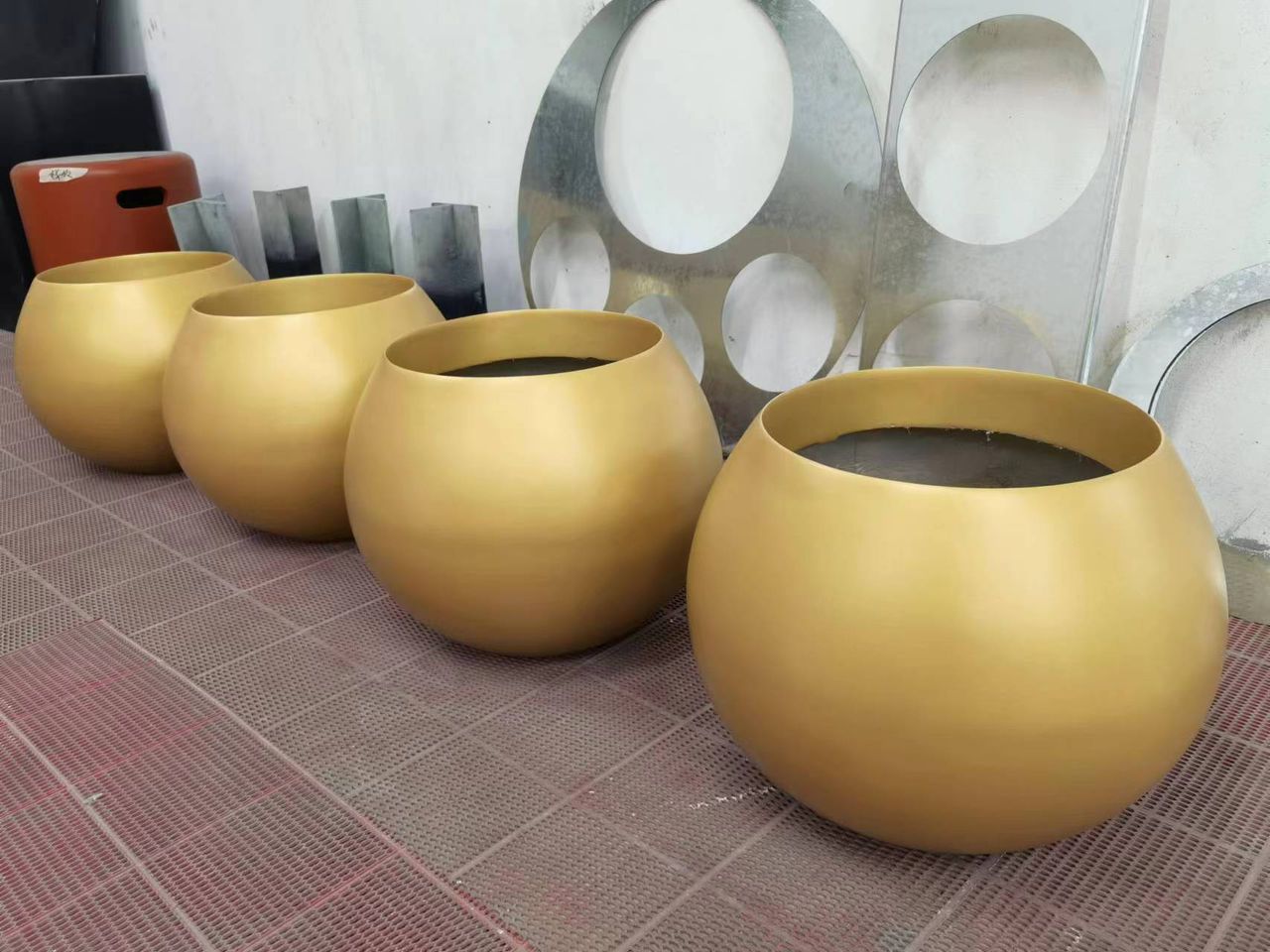 Top 10 Trendy Planters to Elevate Your Indoor Garden