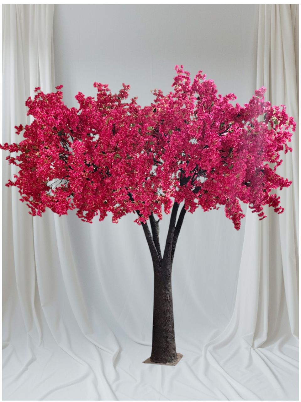 Transforming Conference Spaces with Stylish Faux Trees
