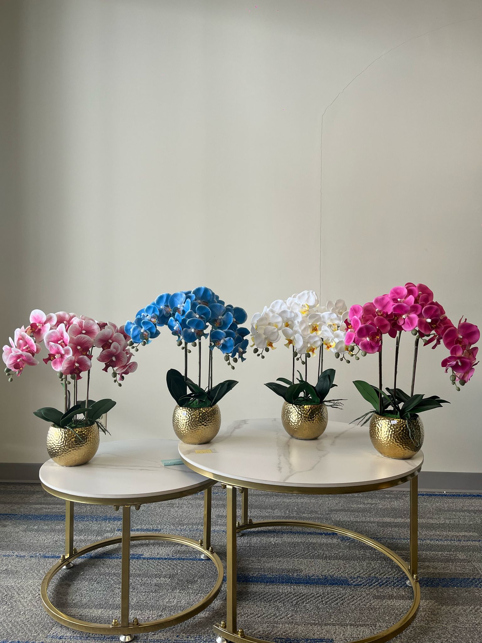 Faux Orchids, Real Style: Decorating Year-Round