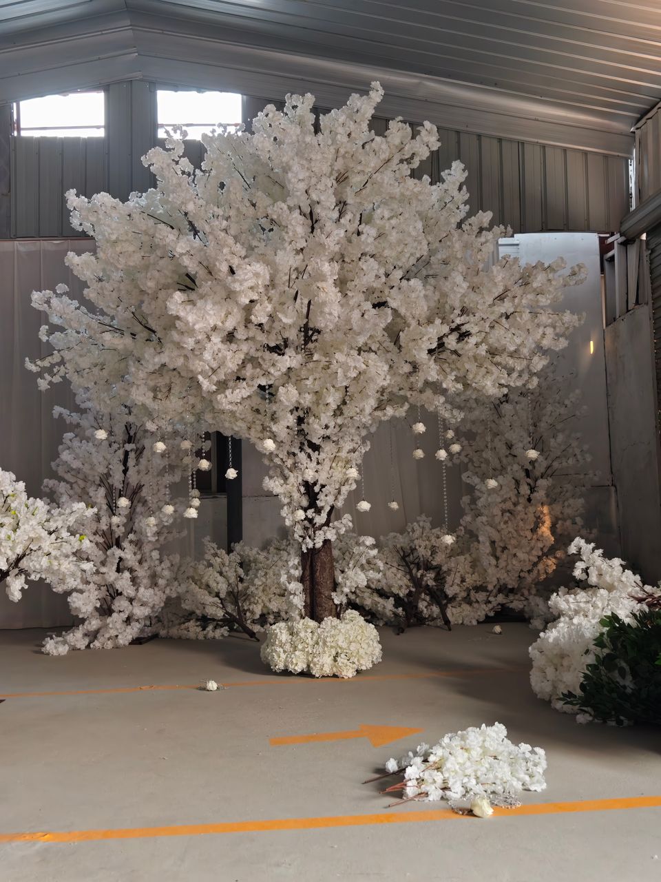 Dreamy Decor: How Faux Trees & Floral Walls Transform Events