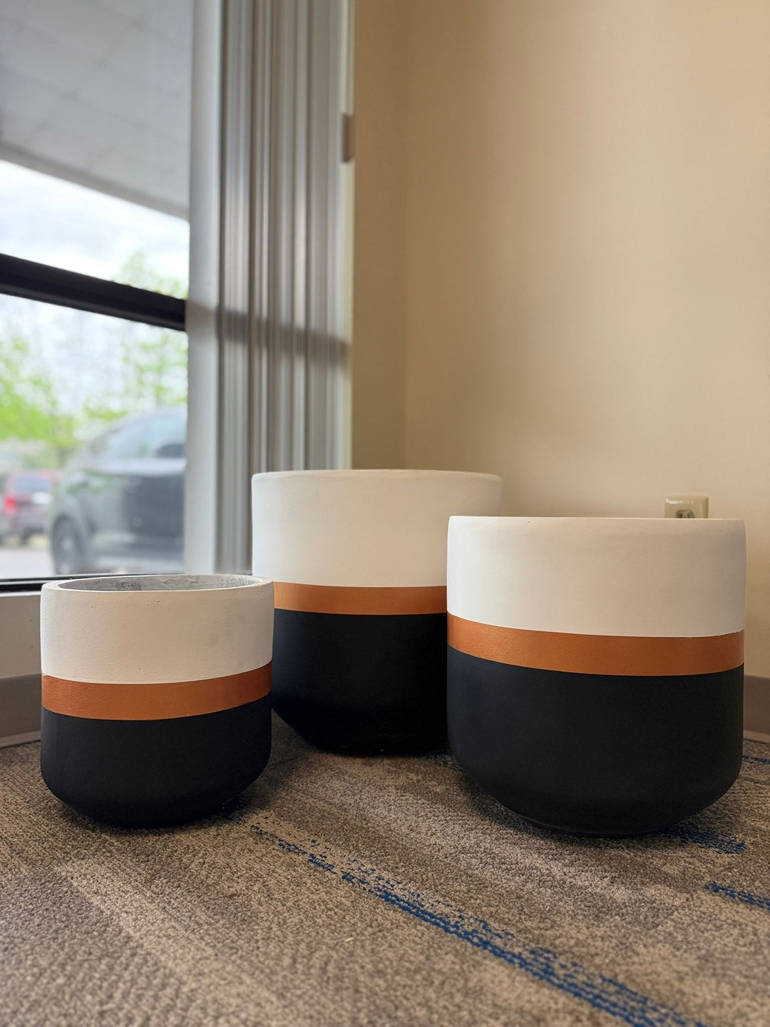 Turn Unused Corners into Beautiful Spots with the Right Pots