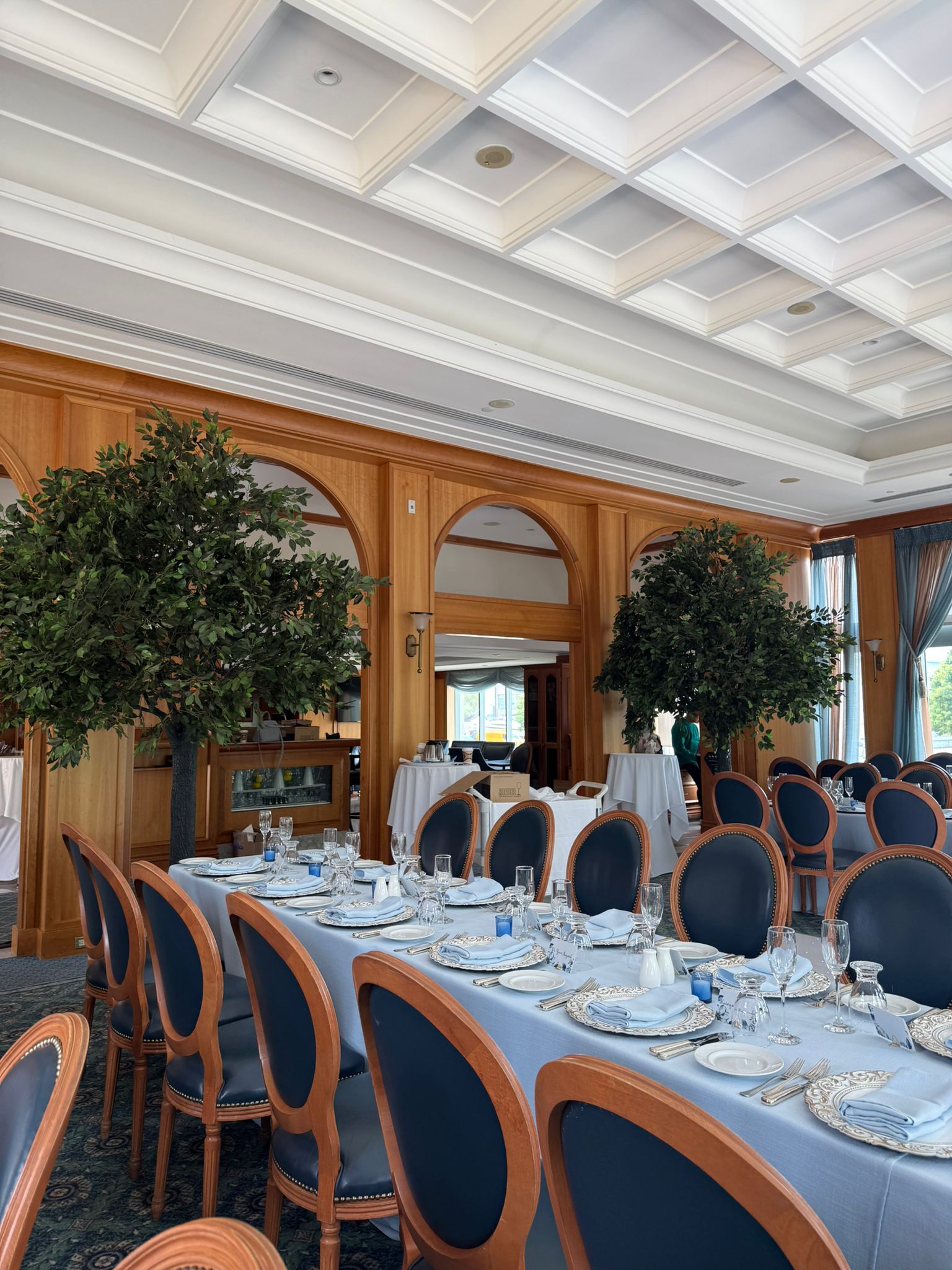 Green & Grand: Faux Trees That Make Any Space Feel Luxurious