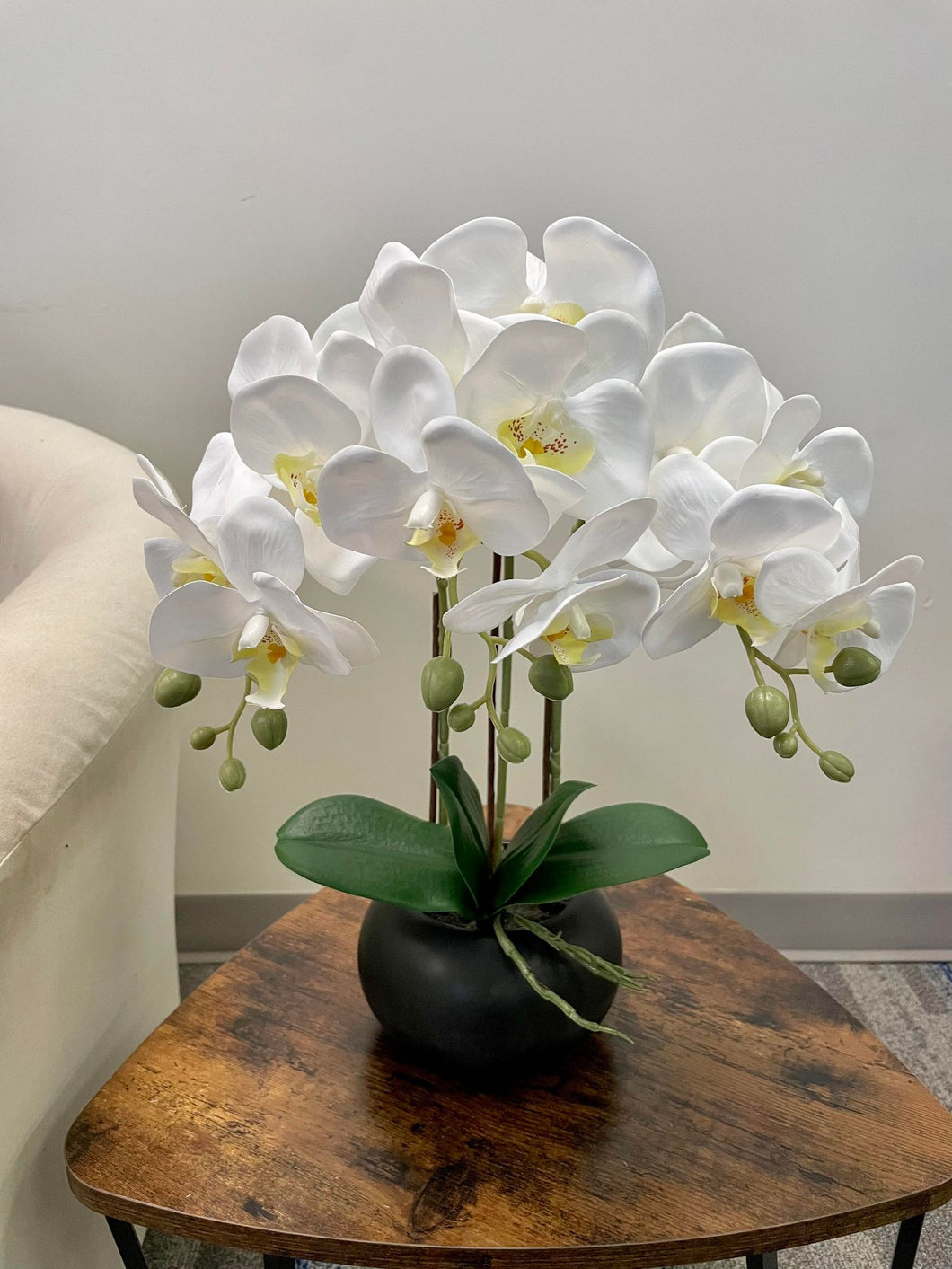 Orchidée Artificielle - Vase Blanc avec Cercle Noir