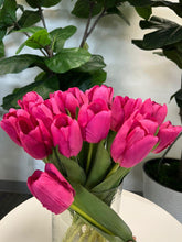 Charger l&#39;image dans la galerie, Real touch hot-pink Tulip flower bouquet (10 stems)
