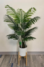 Load image into Gallery viewer, Artificial palm tree - 4 ft
