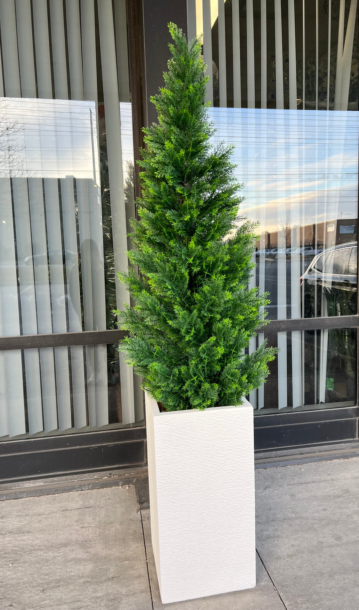 Artificial cedar tree with UV resistance -5’