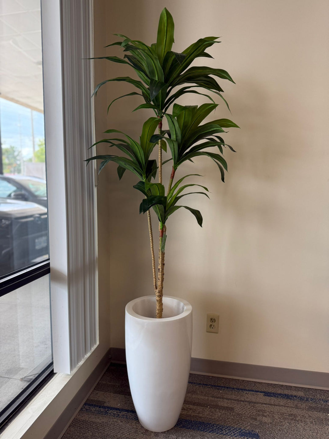 Modern Glossy Cylindrical Planters