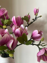 Charger l&#39;image dans la galerie, Pink Magnolia Flowers Arrangement with Tall White Vase
