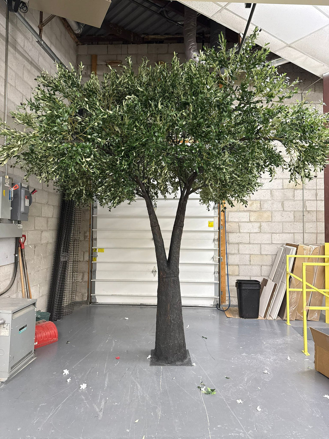 Mediterranean style artificial olive tree for commercial interiors