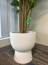 Charger l&#39;image dans la galerie, Modern White Cement Pedestal Planter
