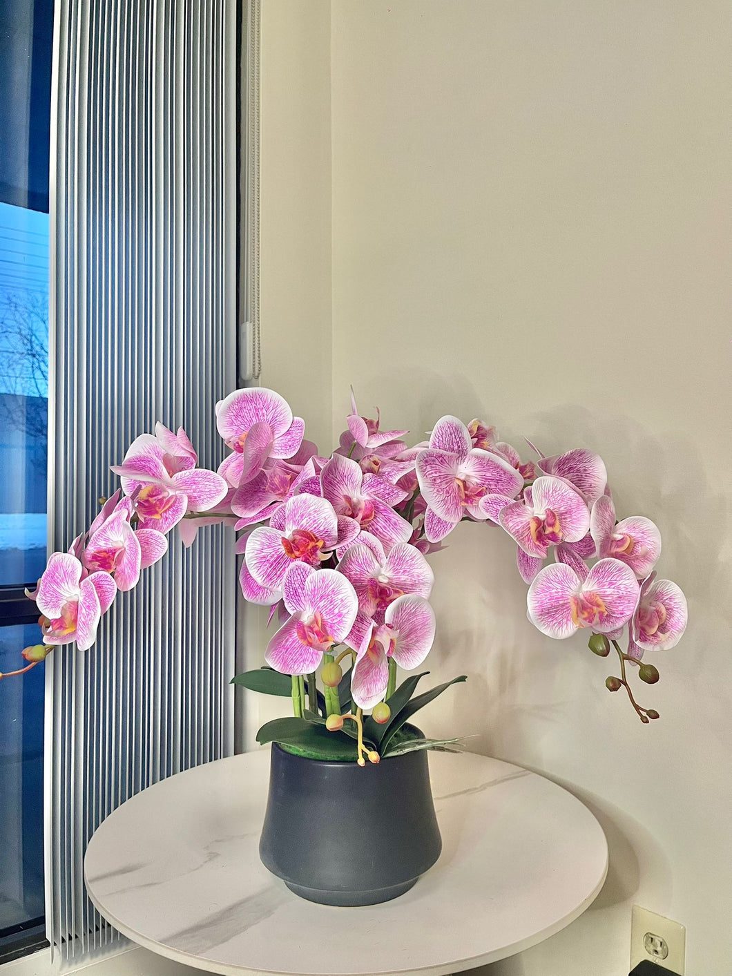 Real touch artificial Purple orchid Arrangement (6 Stems)