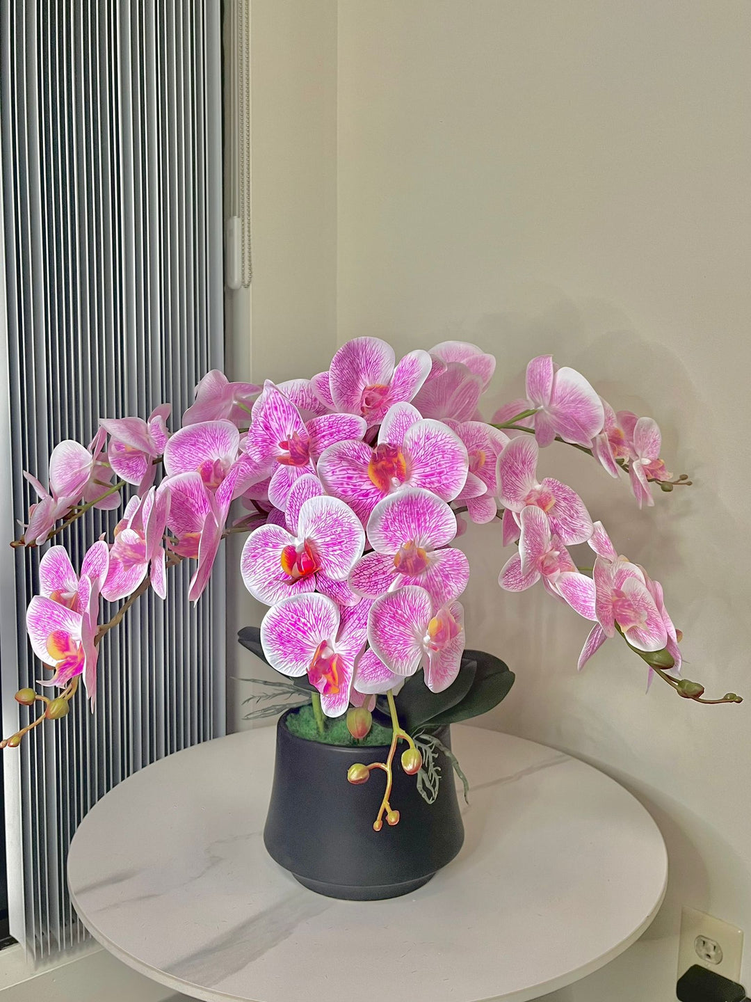 Real touch artificial Purple orchid Arrangement (6 Stems)