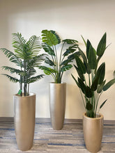 Charger l&#39;image dans la galerie, Fiberglass Cylindrical Planters
