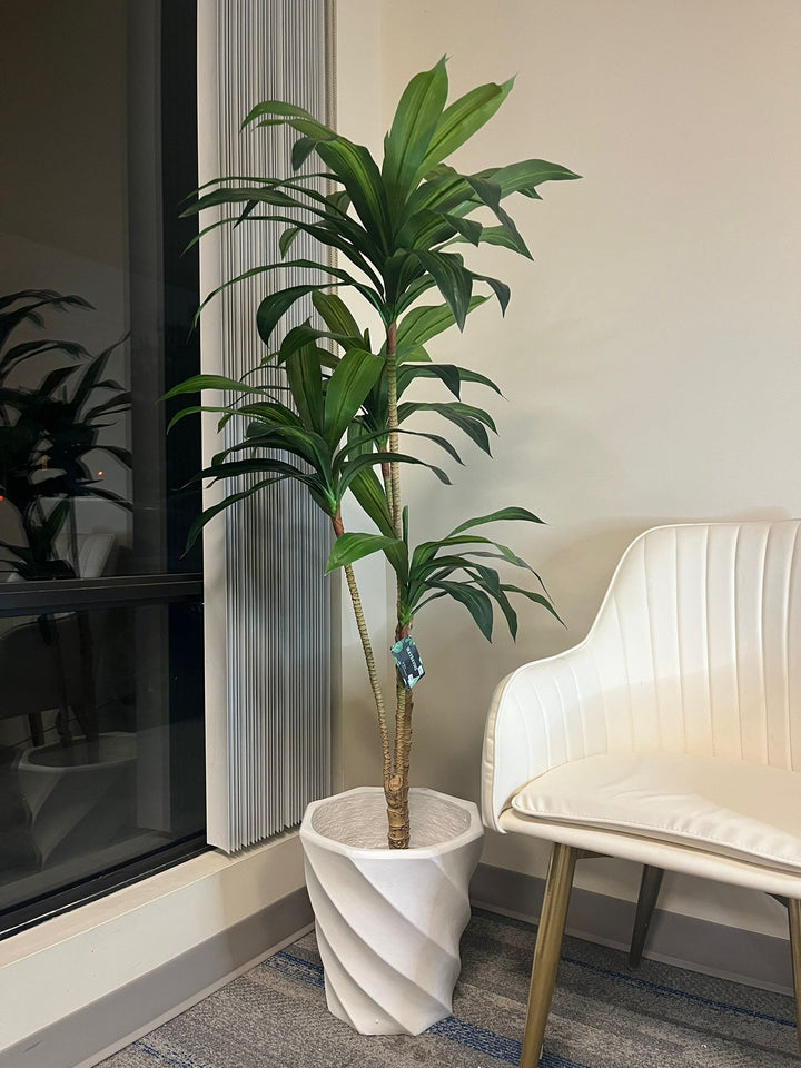 Artificial Yucca plant - 5ft