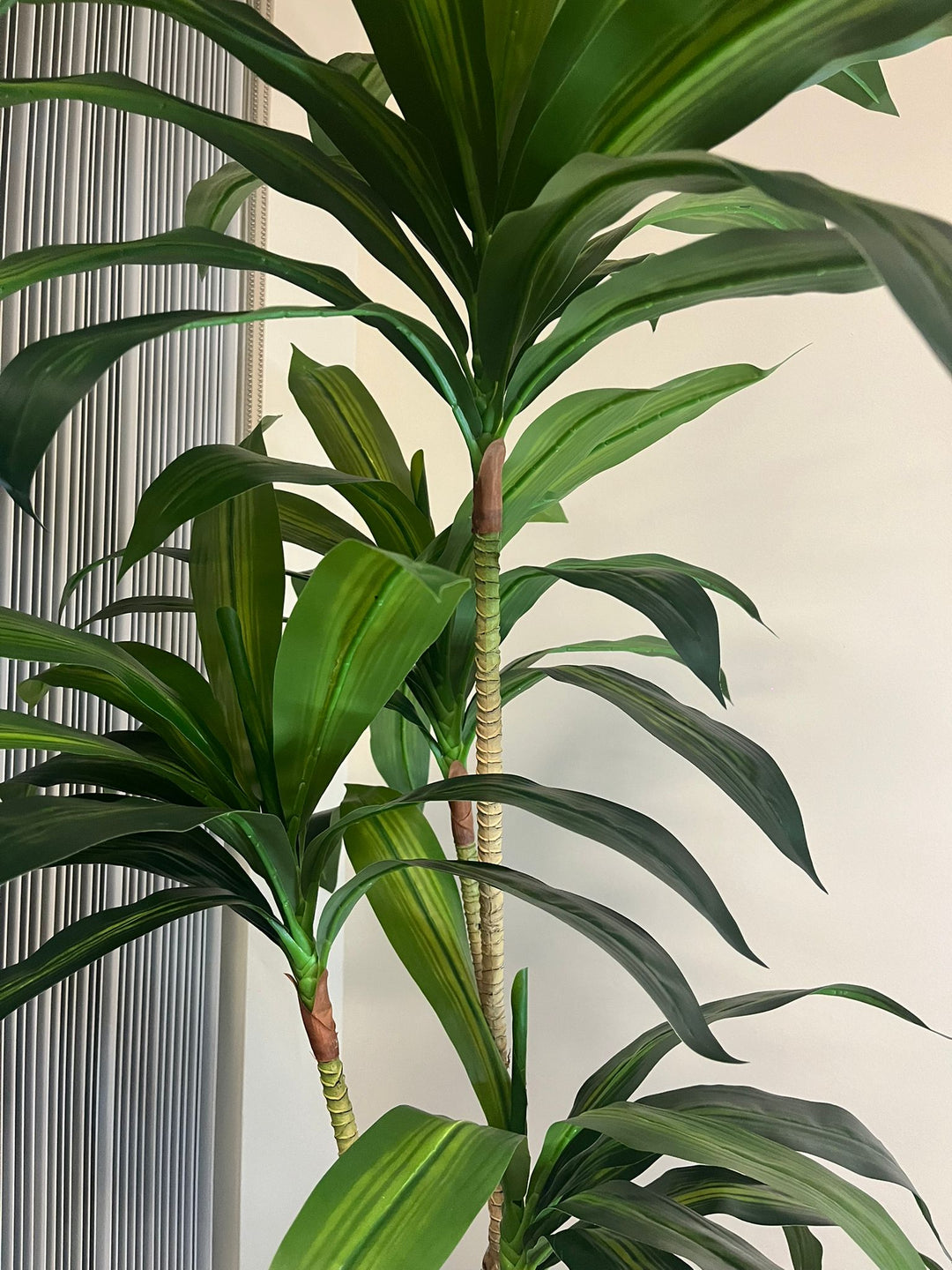 Artificial Yucca plant - 5ft