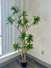 Load image into Gallery viewer, Artificial Yucca Plant- 5ft
