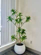 Load image into Gallery viewer, Artificial Yucca Plant- 5ft
