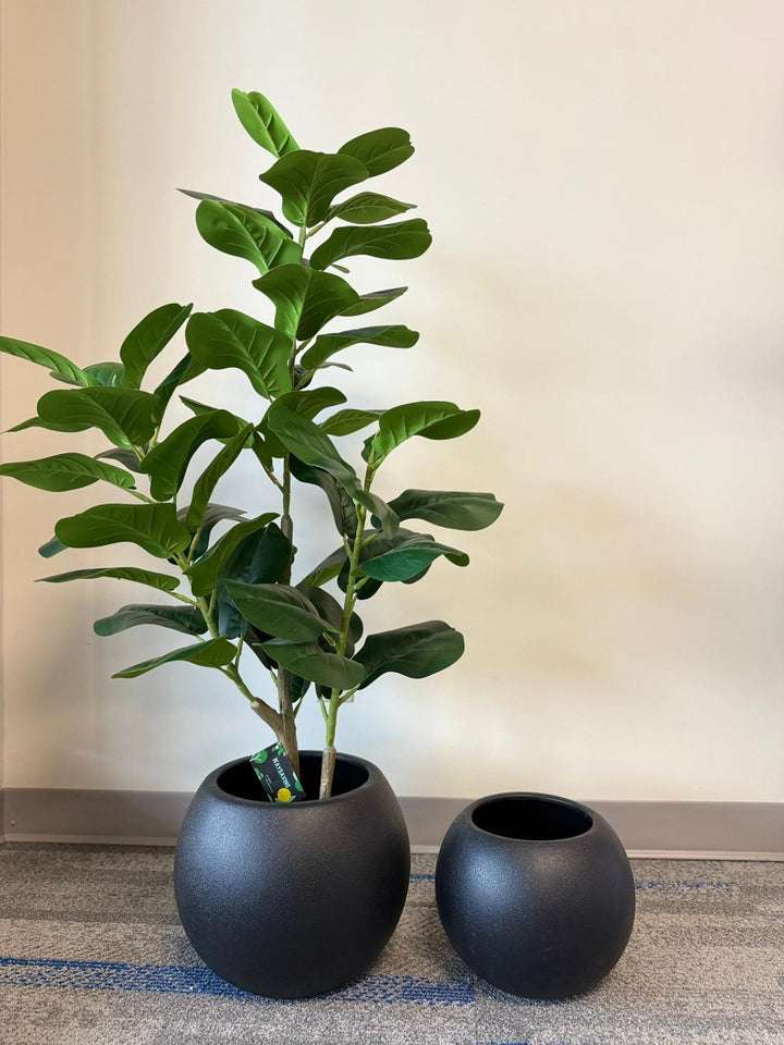 Classic Round PE Planters