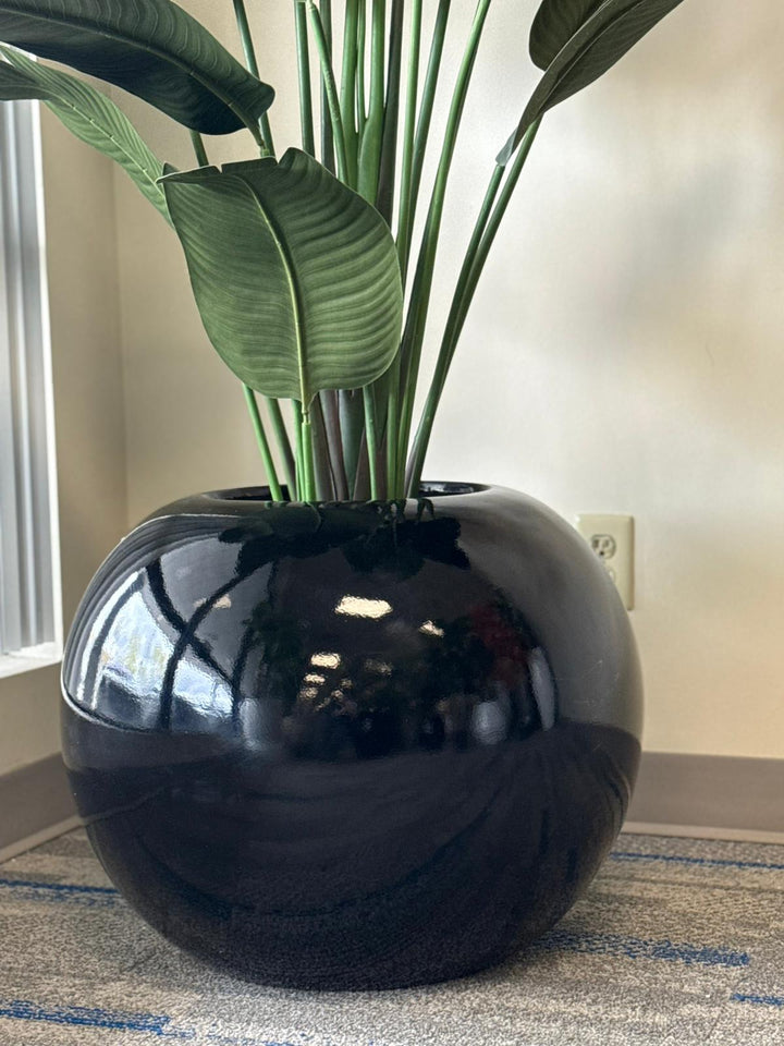 Chic Round Fiberglass Planters