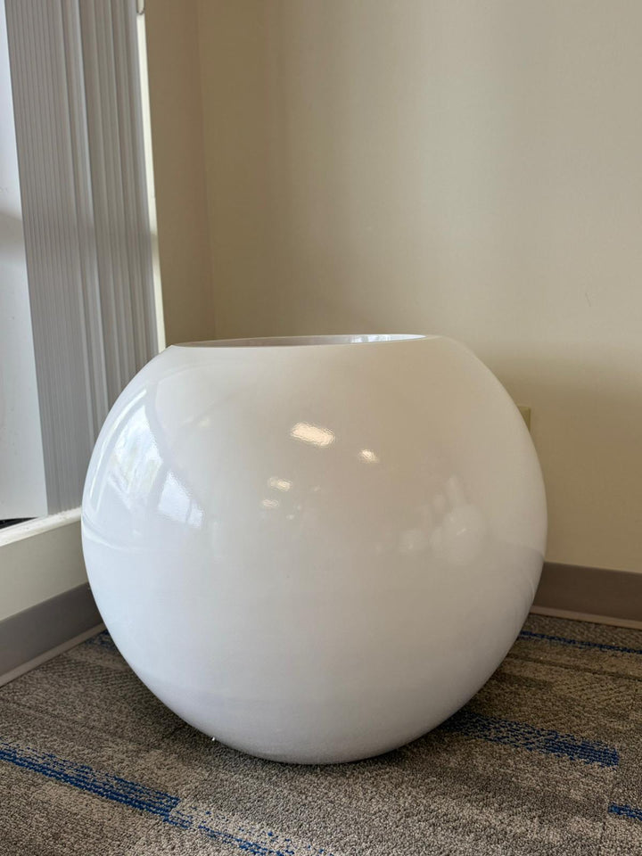 Chic Round Fiberglass Planters
