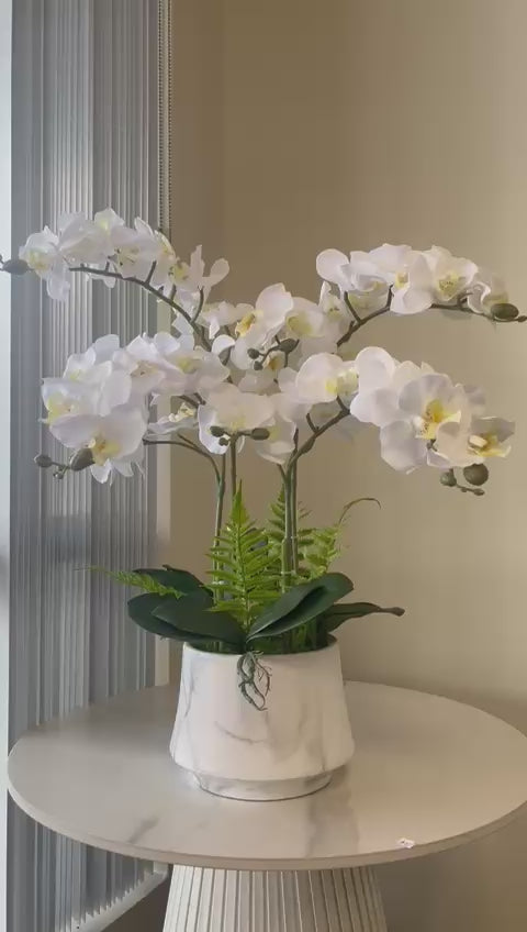 Silk artificial orchid arrangement