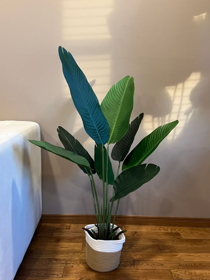 artificial banana leaf plant
