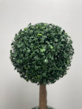 Charger l&#39;image dans la galerie, Artificial Topiary Boxwood Tree - 5&#39; (UV Resistant)
